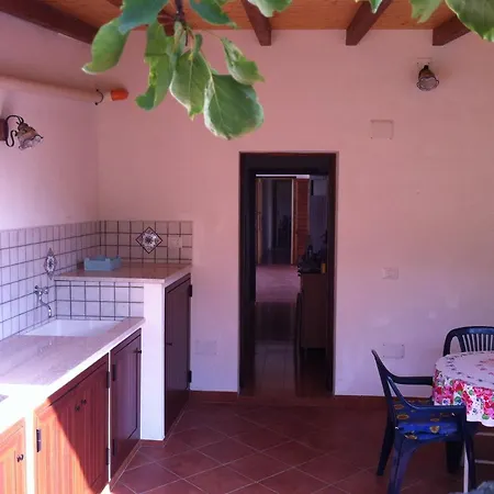 By The - 70mq Large Garden And Patio * Vulcano (Isola)