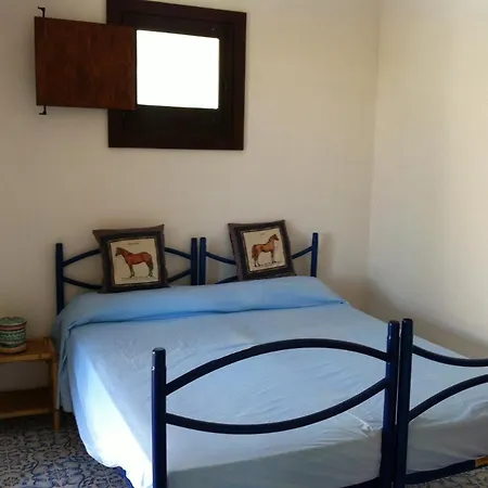 By The - 70mq Large Garden And Patio